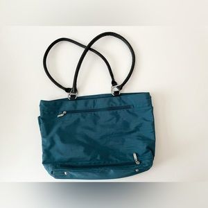 Baggallini purse